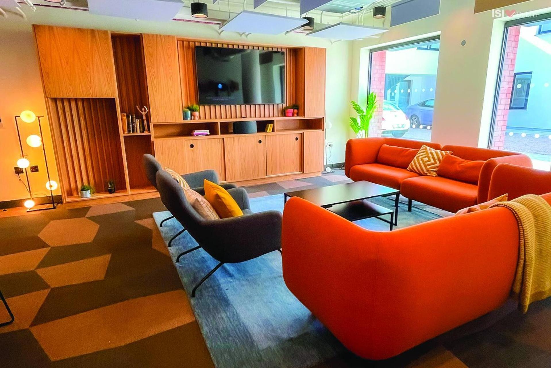 Aparthotel Student - Student Id Required - Centre *